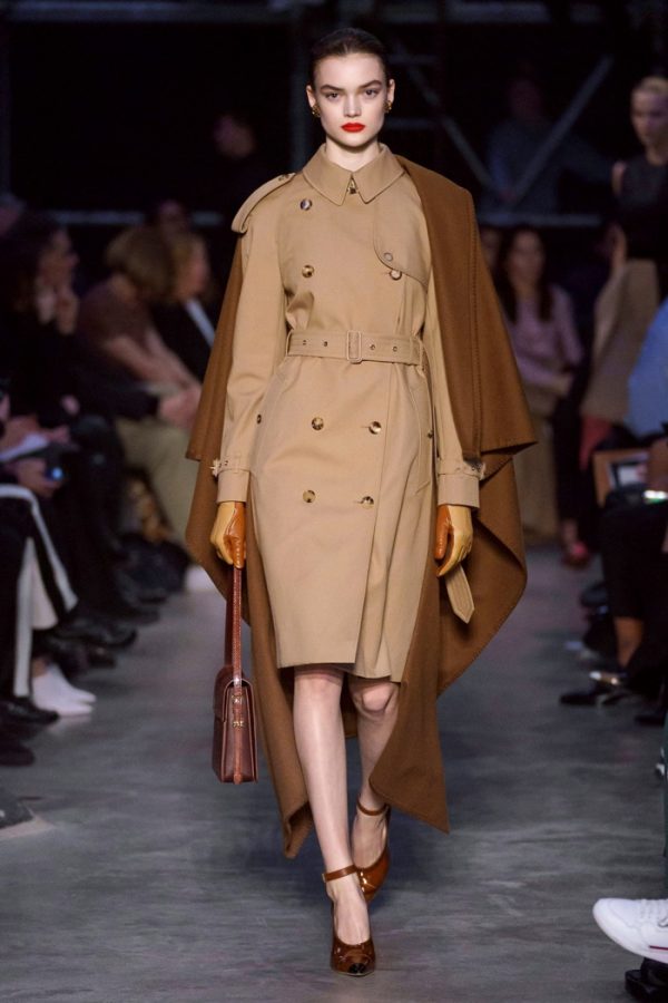 Burberry Fall / Winter 2019 Runway