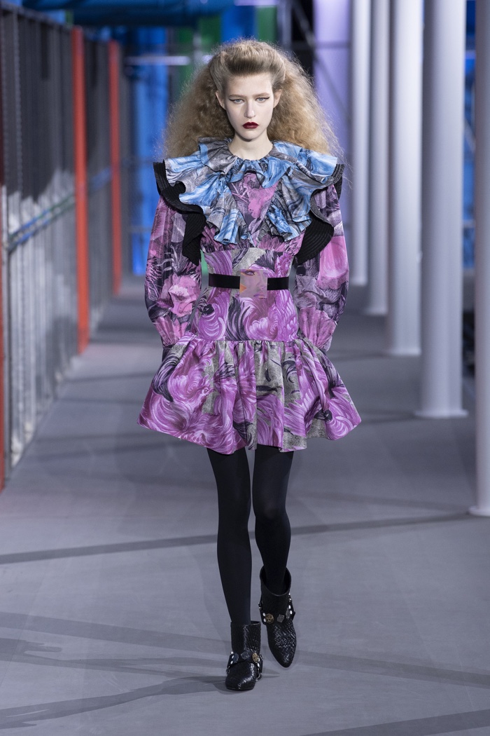 Louis Vuitton autumn-winter fashion show futuristic and elegant