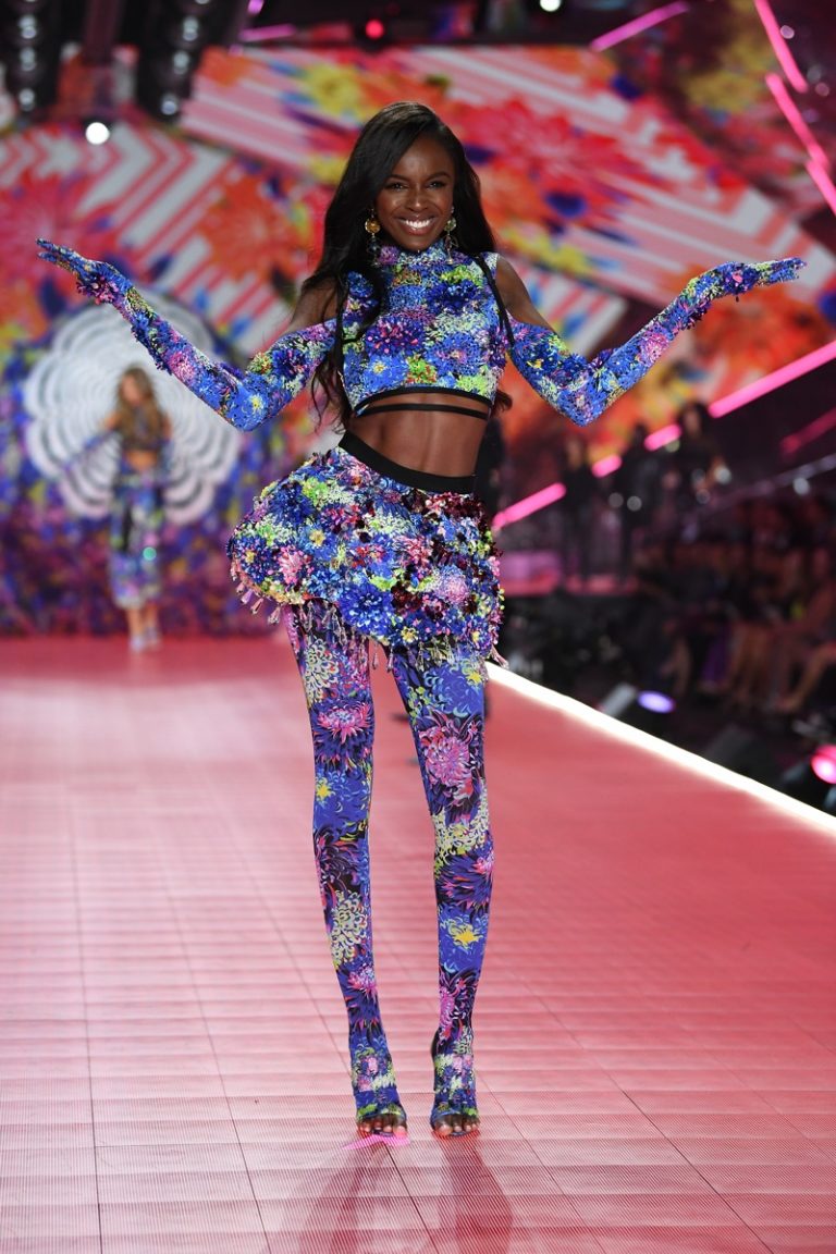 Leomie Anderson Victoria's Secret Angel New