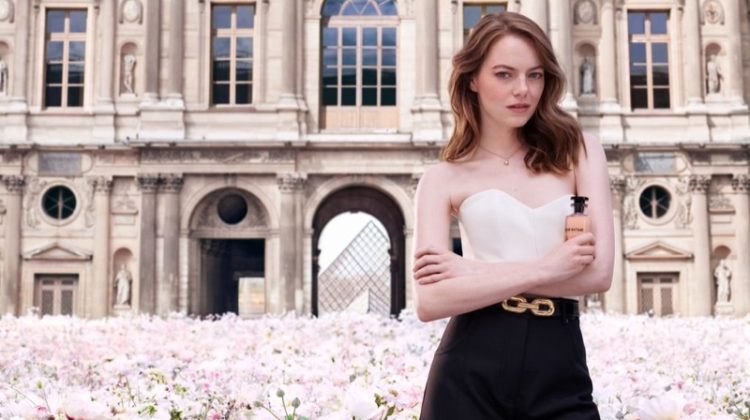 Emma Stone poses at the photocall for Louis Vuitton Cruise Collection 2024  presentation held at Palazzo Borromeo in Isola Bella, Italy on May 24,  2023. Photo by Marco Piovanotto/ABACAPRESS.COM Stock Photo - Alamy
