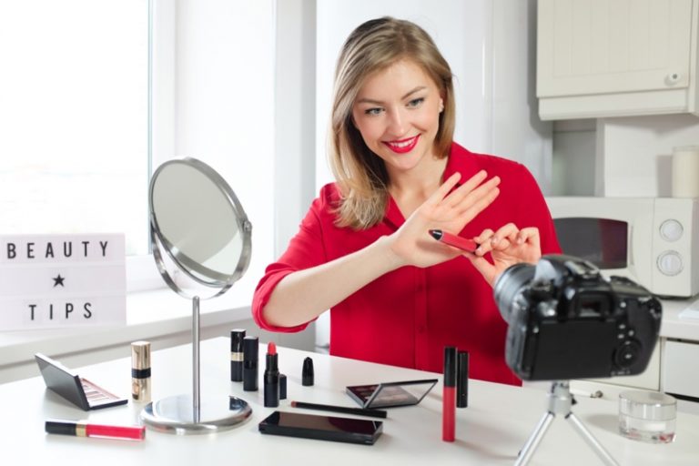 Do You Have What it Takes to Become a Beauty Influencer? – Fashion Gone ...