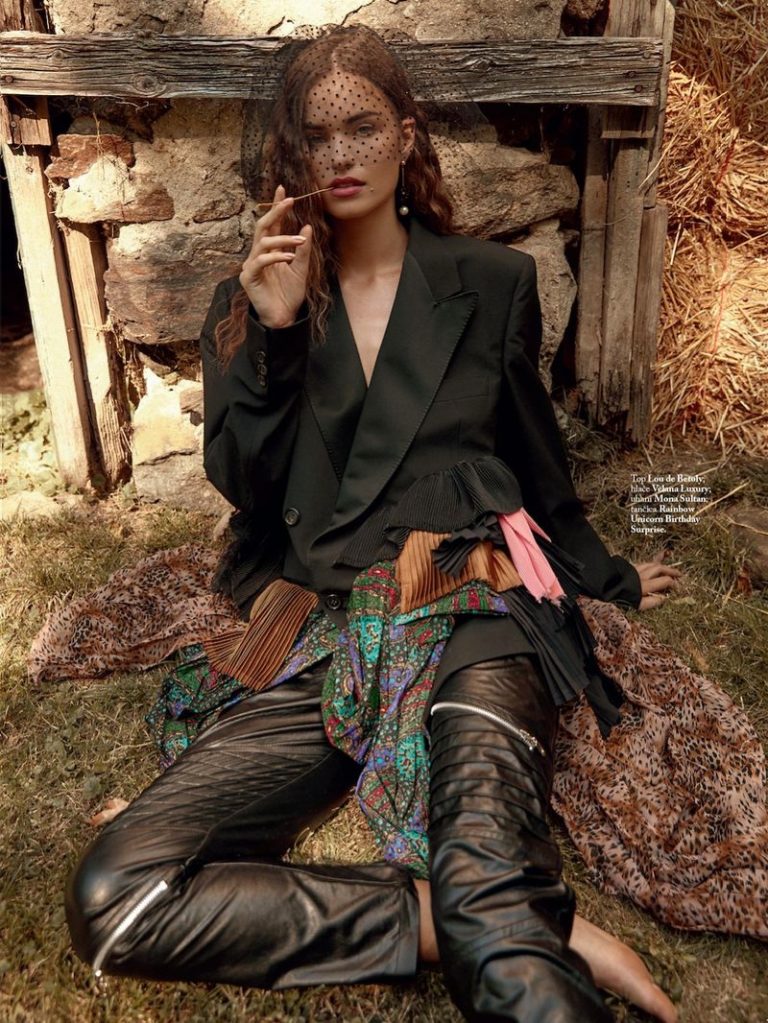 Robin Holzken ELLE Slovenia Romantic Outdoor Fashion Editorial