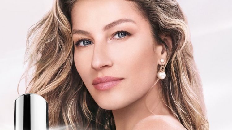 Gisele Bundchen stars in Dior Capture Totale Super Potent Serum campaign