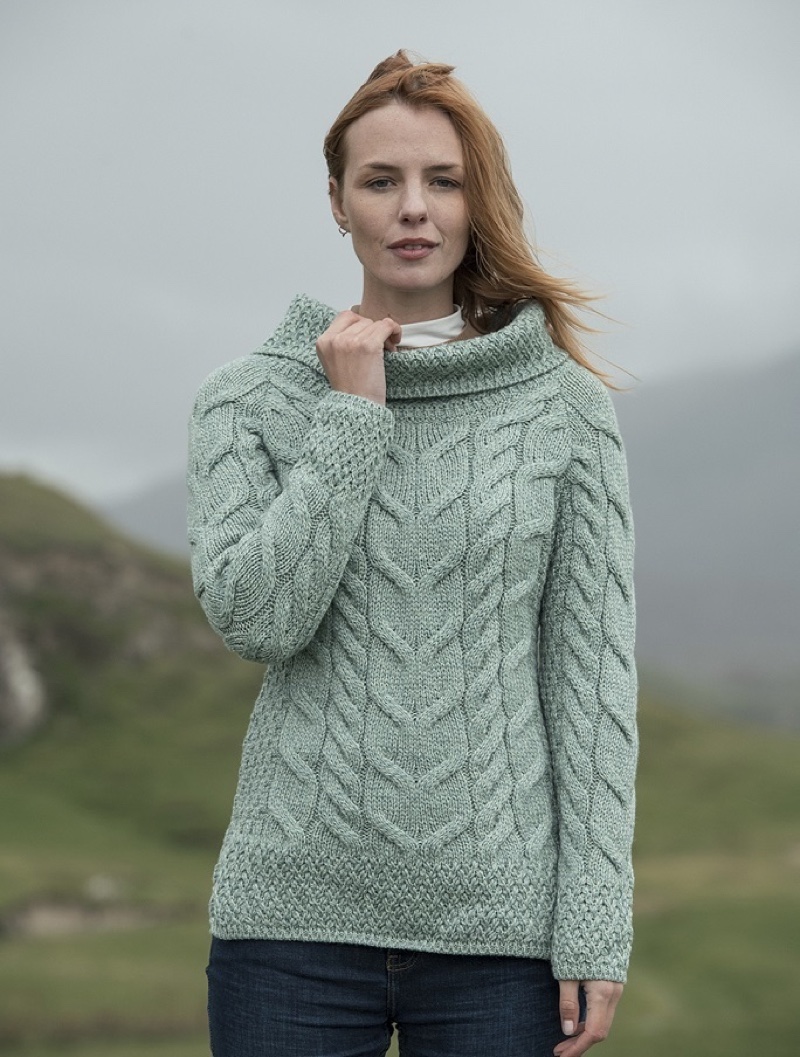 Get On Trend In Aran With Fall/Winter Styles & Shades – Fashion Gone Rogue