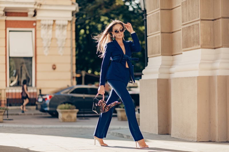 https://www.fashiongonerogue.com/wp-content/uploads/2020/10/Walking-Model-Street-Italy-Blue-Pant-Suit.jpg