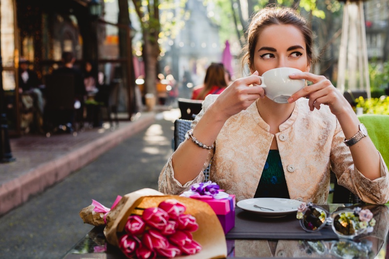 STYLE MAVEN  Coffee girl, Drinking tea, Coffee love