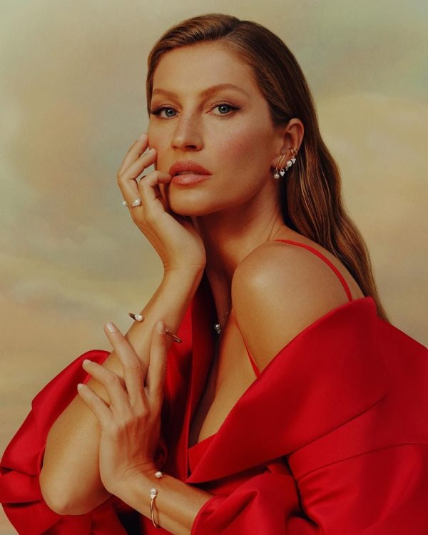 Gisele Bundchen Vivara Mother's Day 2021 Campaign