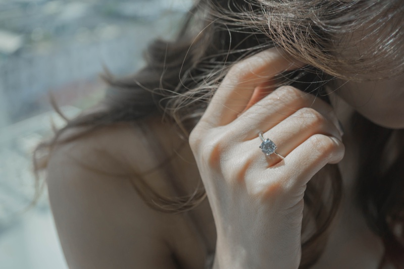 Are Grey Diamond Rings Expensive? Learn More.