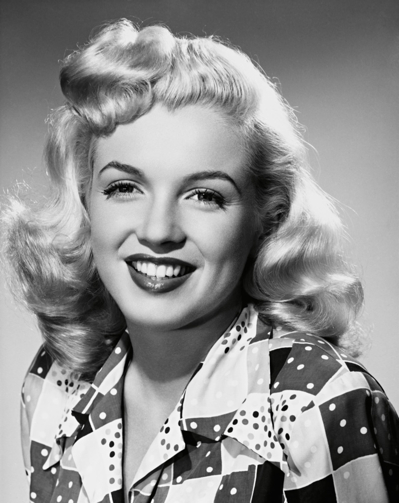 Marilyn Monroe 1948 Wavy Hairstyle 