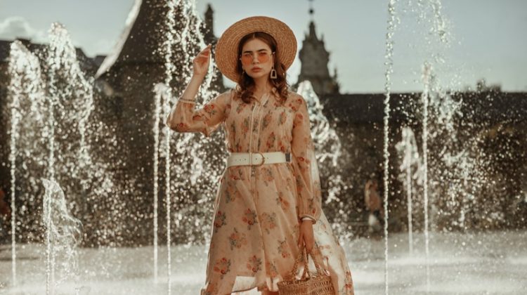 Model Printed Dress White Belt Straw Hat Bag