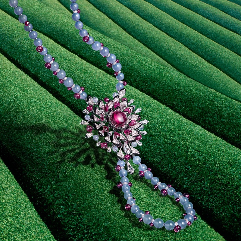 Cartier (High Jewelry) 1986 Necklace — Advertisement