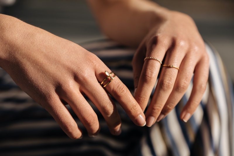 What is a Promise Ring? The Meaning, Purpose & Price + Buying