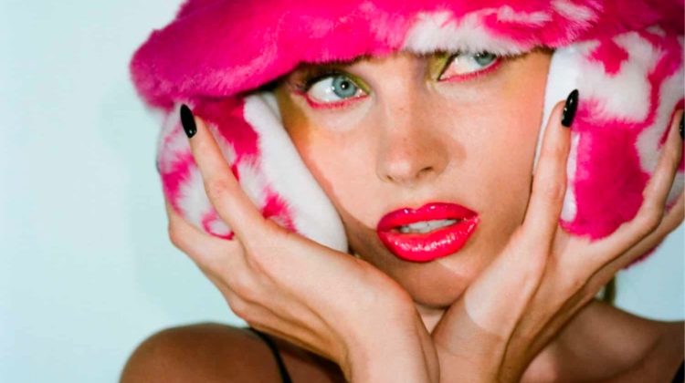 Elsa Hosk is a 'Bombshell' in New Victoria's Secret Shoot – Fashion Gone  Rogue