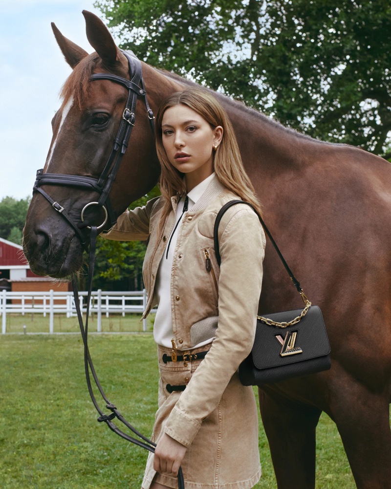 Eve Jobs Stars with the Louis Vuitton Twist Handbag