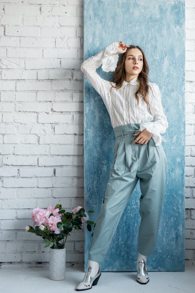 Who's Wearing The Pants Now?  Vintage inspired outfits, Modern