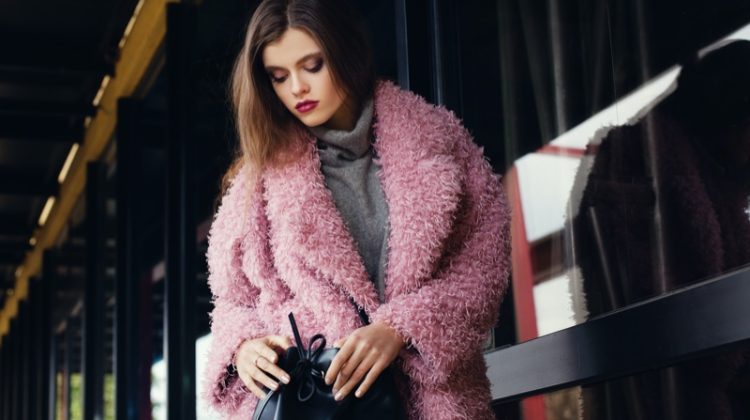 Woman Pink Faux Fur Coat Turtleneck Bag