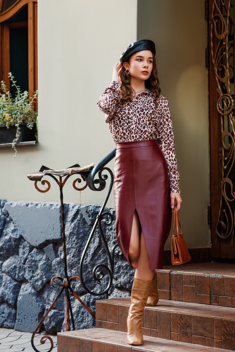 Trying to find red velvet pants and other 60's-70's style clothing