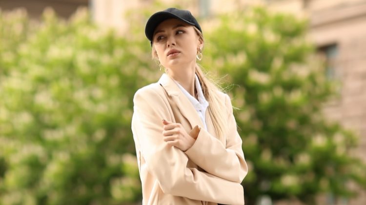 Baseball Cap Outfit Woman