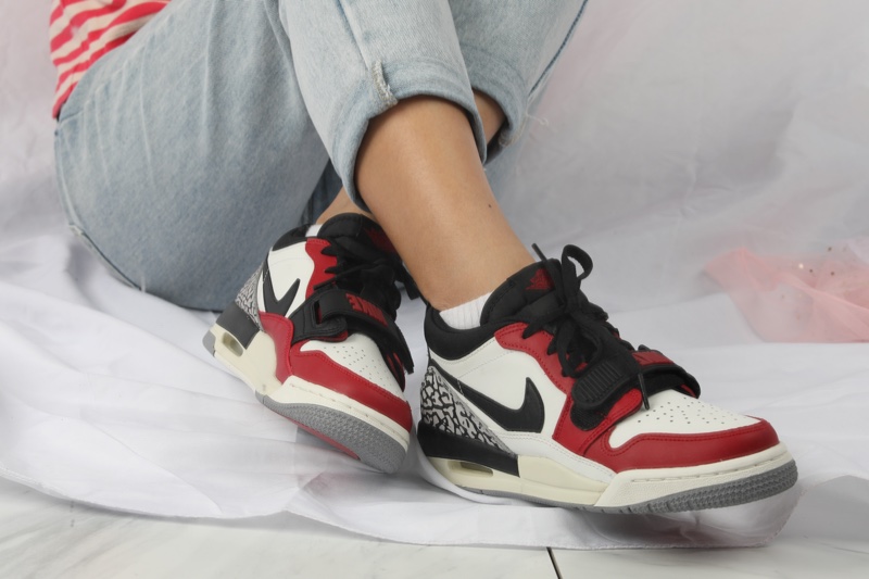 The Best Fall 2023 Sneaker Trends To Keep An Eye Out