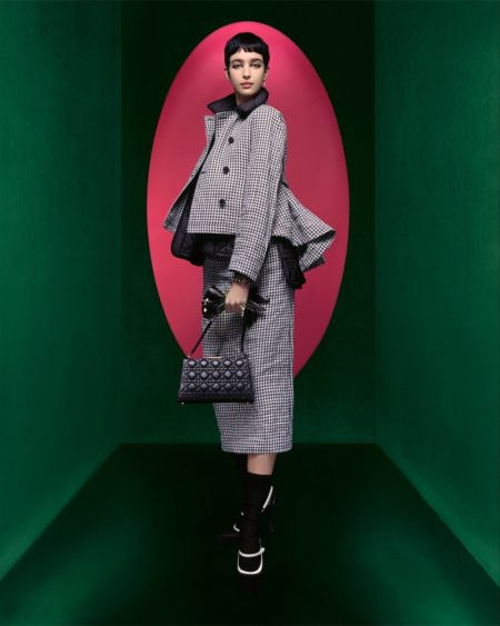 Dior Fall 2023 Campaign: A Revival of 50s Elegance