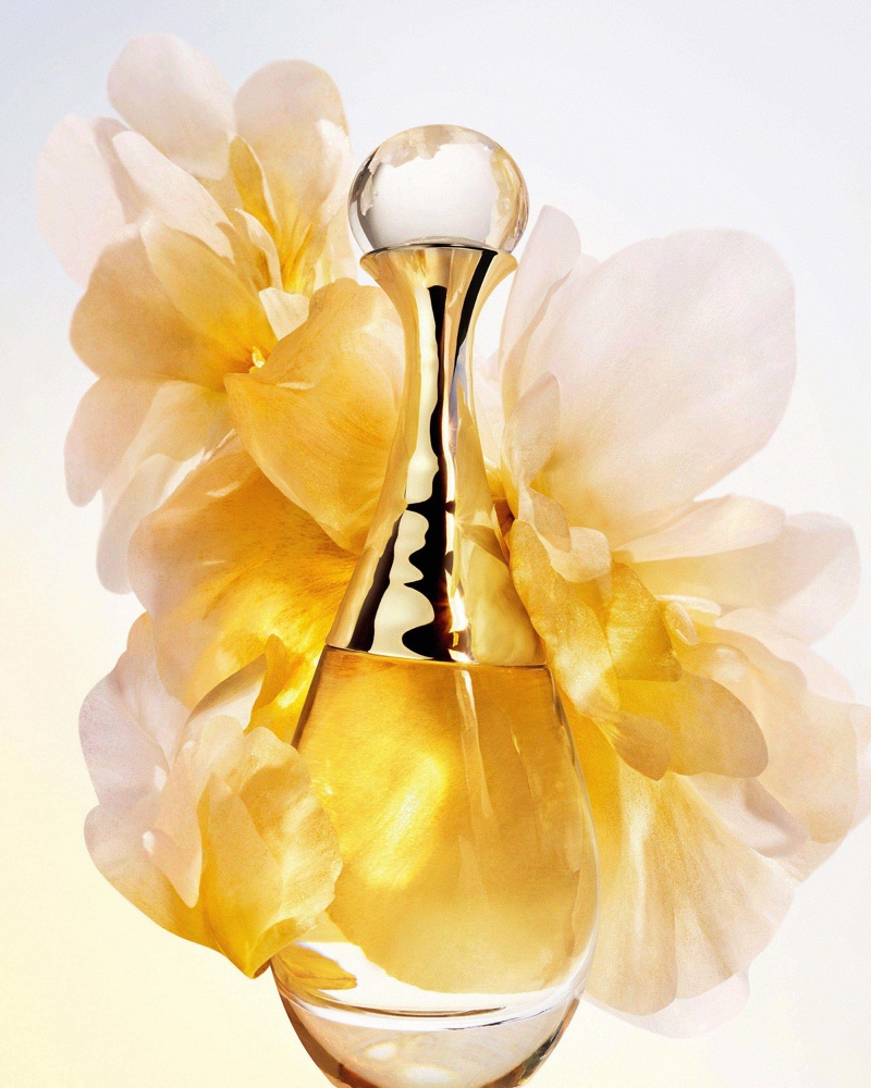 Jenna Ortega, Maya Hawke Impress in Gris Dior Perfume Ads