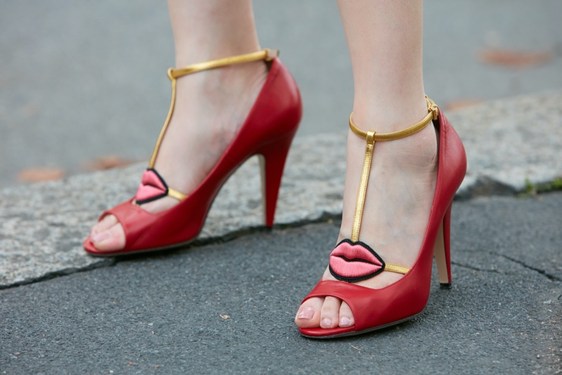 Amazon.com | YOKI Women's Comfort Heeled Sandal, Red, 5 | Heeled Sandals