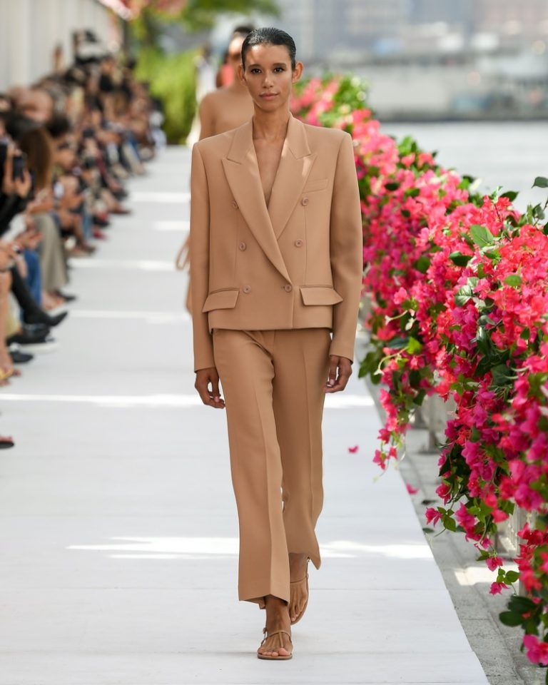 Michael Kors Spring 2024 Vacation Wardrobe Vibes   Michael Kors Spring Summer 2024 Collection30 768x960 