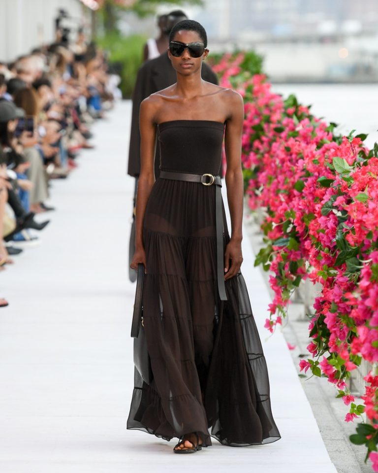 Michael Kors Spring 2024 Vacation Wardrobe Vibes   Michael Kors Spring Summer 2024 Collection35 768x960 