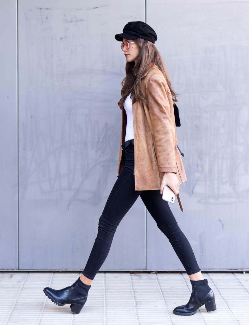 How To Wear Chelsea Boots With Leggings