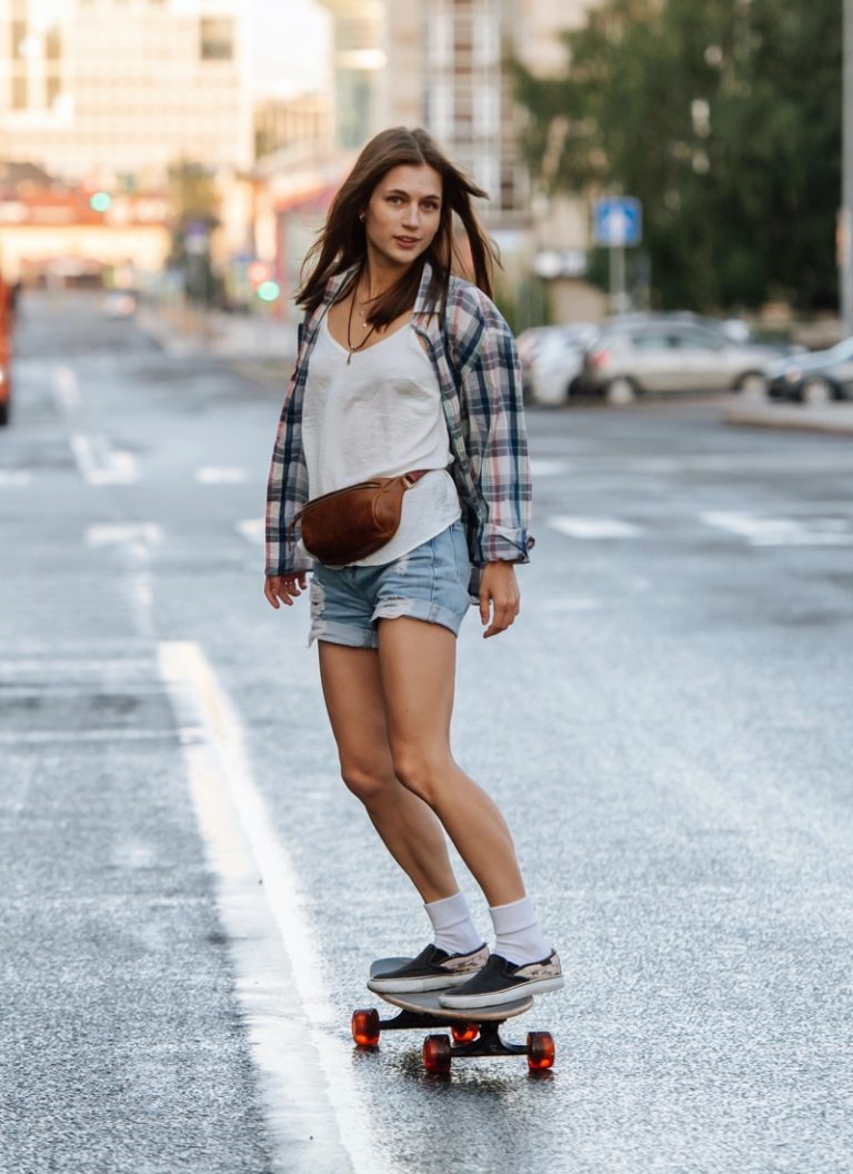 Skater Girl Outfits: Trending Styles to Take the Streets