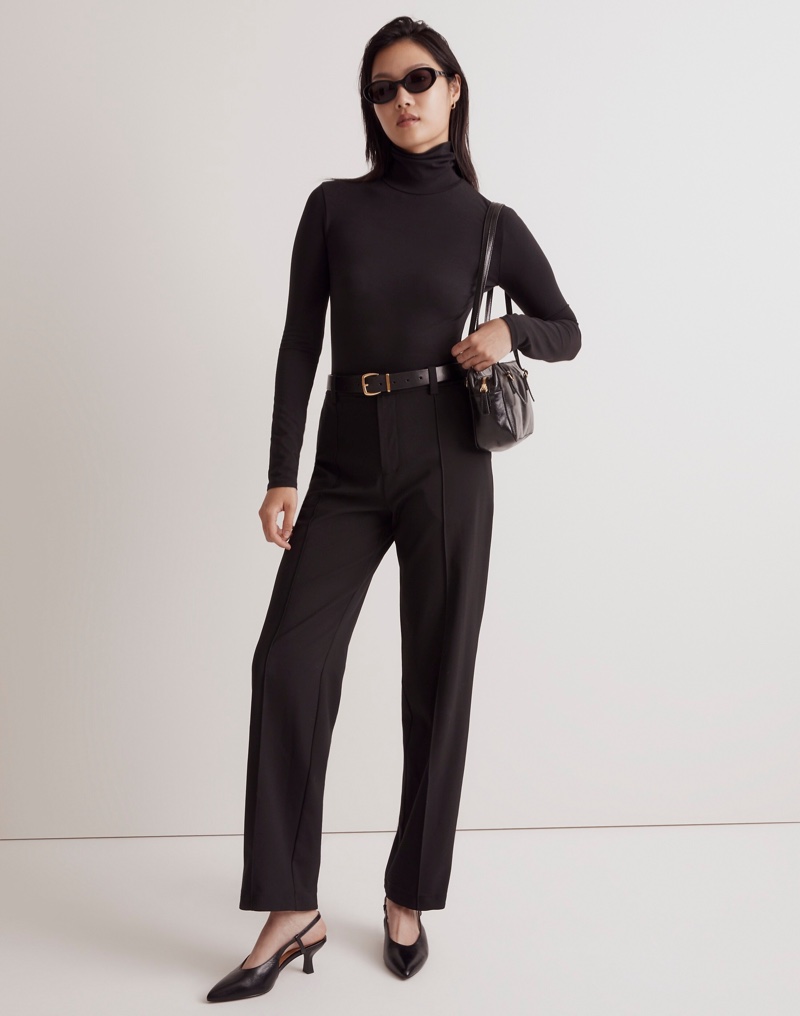 5 Pros of Wearing a Black Turtleneck - Nancys Fashion Style