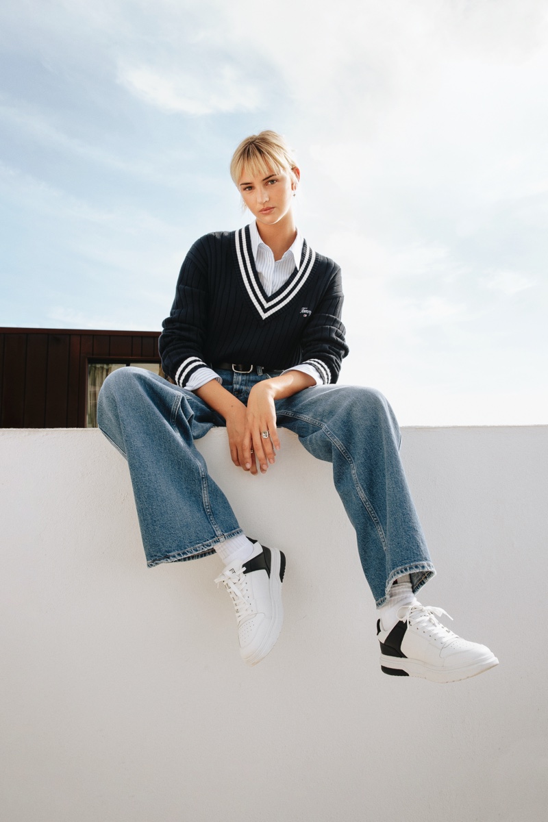 Tommy Jeans Spring 2024 Reimagining Retro Cool   Tommy Jeans Spring 2024 Campaign03 