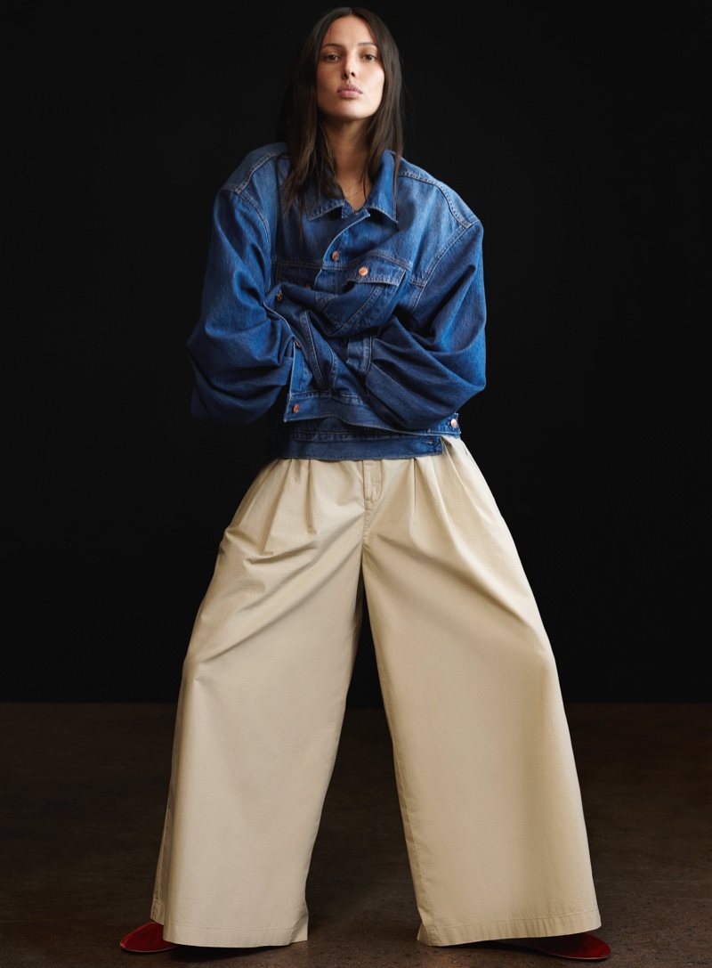 Ruby Aldridge keeps it casual in a denim jacket and khaki pants from Gap and DÔEN's collaboration.