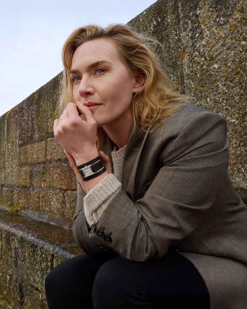 Kate Winslet embodies timeless elegance in the Longines Mini DolceVita 2024 collection.