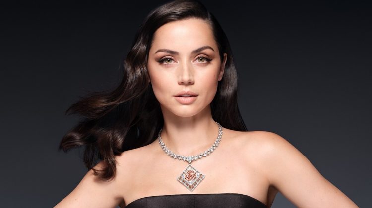 Ana de Armas Louis Vuitton Jewelry Featured