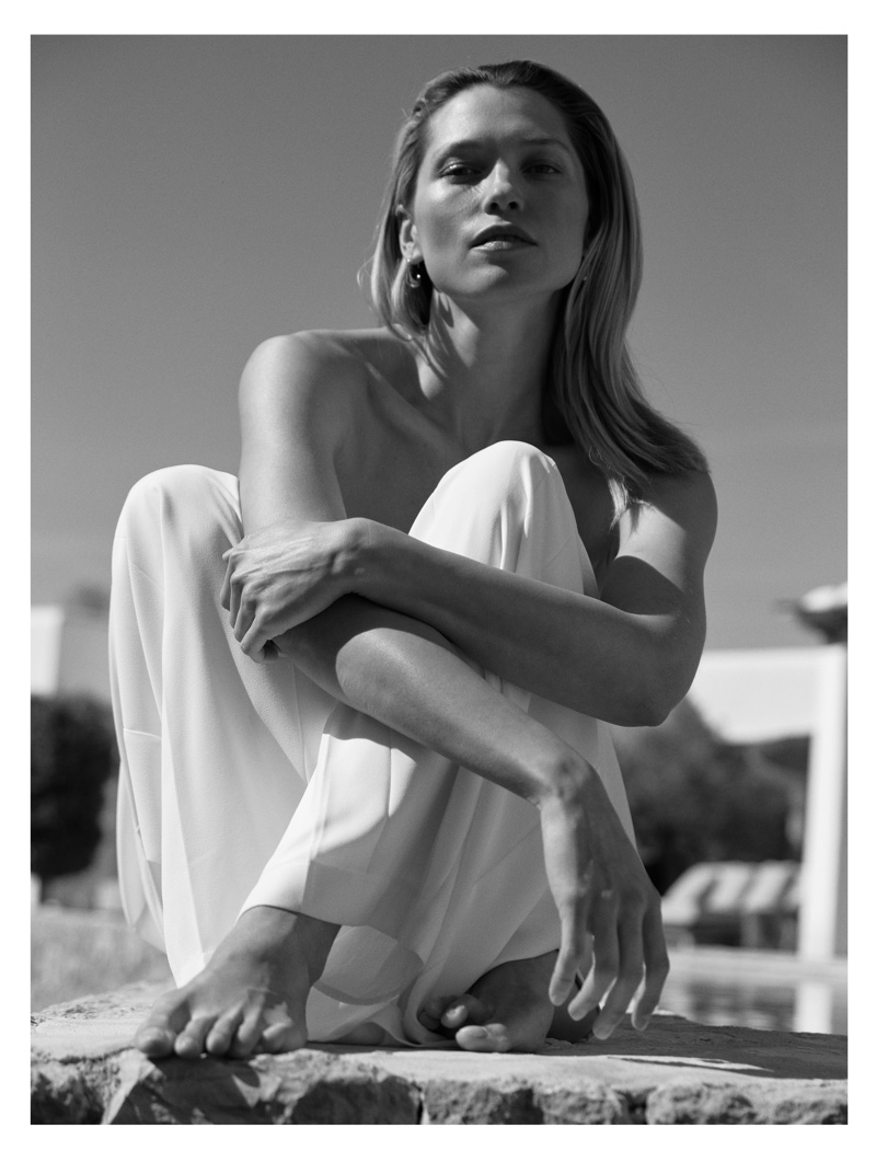 Looking tranquil in black and white, Hana Jirickova fronts the Peek & Cloppenburg spring-summer 2024 campaign.