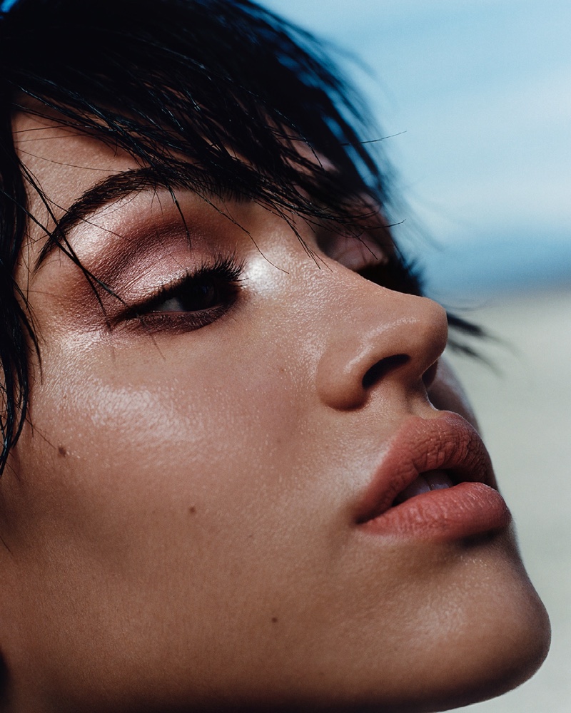 Byredo's Desert Road eyeshadow palette is influenced by the sunrise.