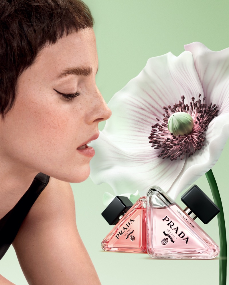 Actress Emma Watson enchants in Prada's Paradoxe Virtual Flower perfume ad.