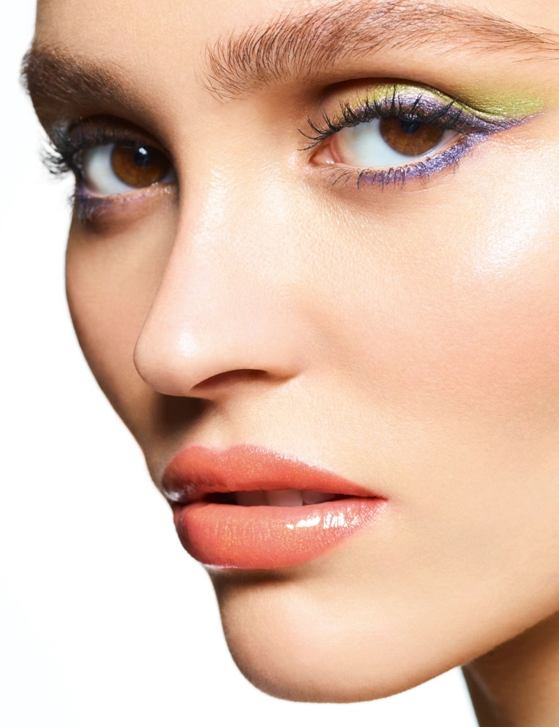 Chanel Makeup features its Stylo Ombre et Contour eyeshadow and liner on Lily-Rose Depp.