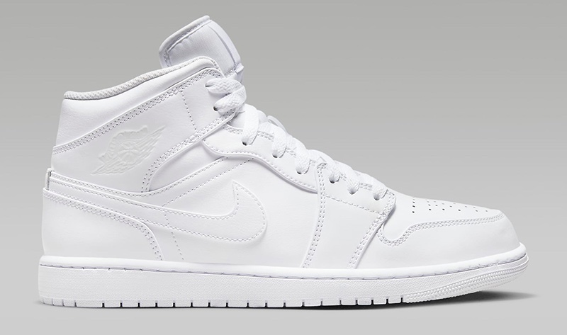 White Sneakers Air Jordan