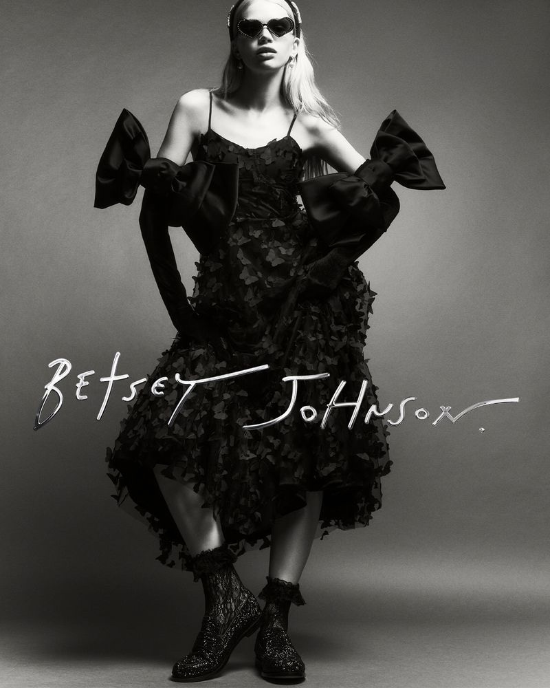 Betsey Johnson features a dress with bows and butterflies for the summer 2024 season.