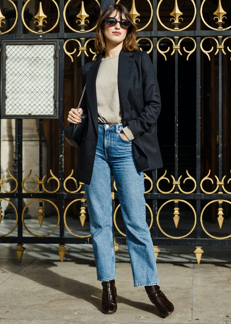 Blazer Blue Jeans Minimalist Outfit