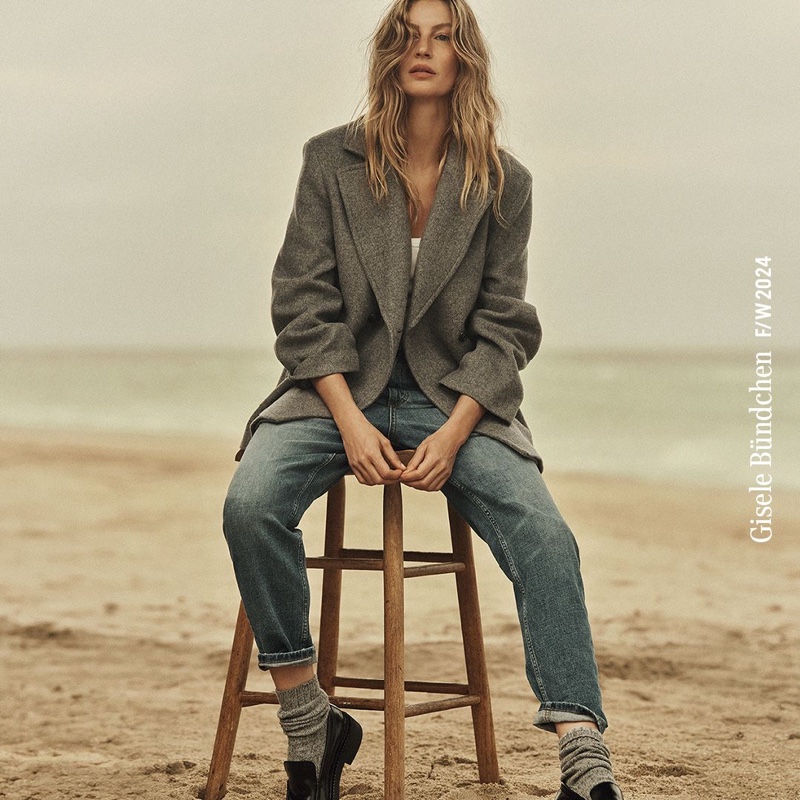 Keeping it casual, Gisele Bundchen wears a blazer and jeans from Marc O'Polo's fall 2024 collection.