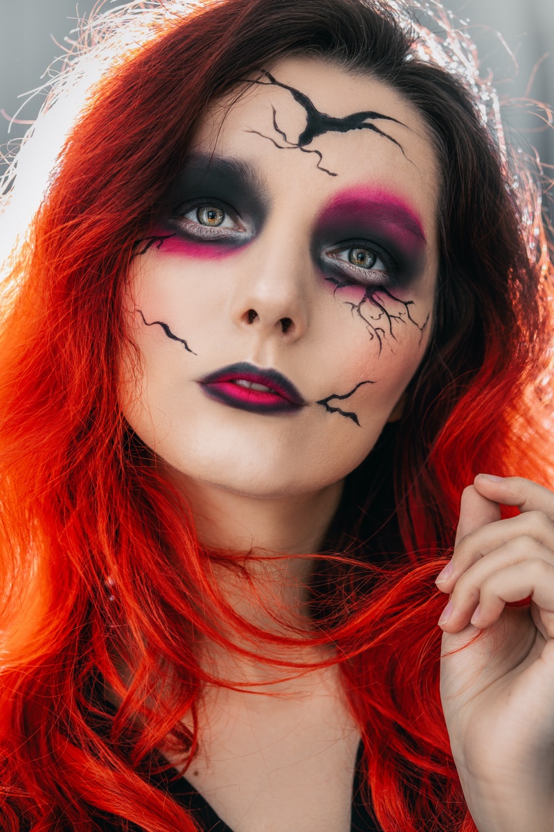 Glam Zombie Halloween Makeup Look