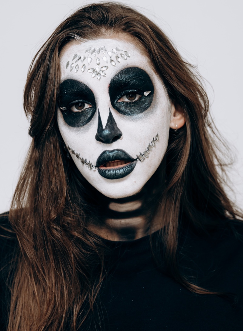 Skeleton Makeup Look Halloween