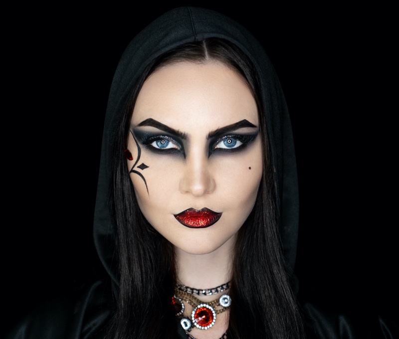 Witch Halloween Makeup Look