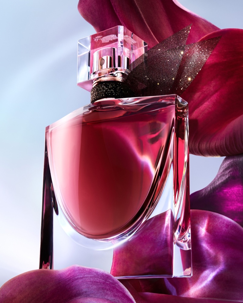 A look at the La vie est belle L’Elixir by Lancôme bottle