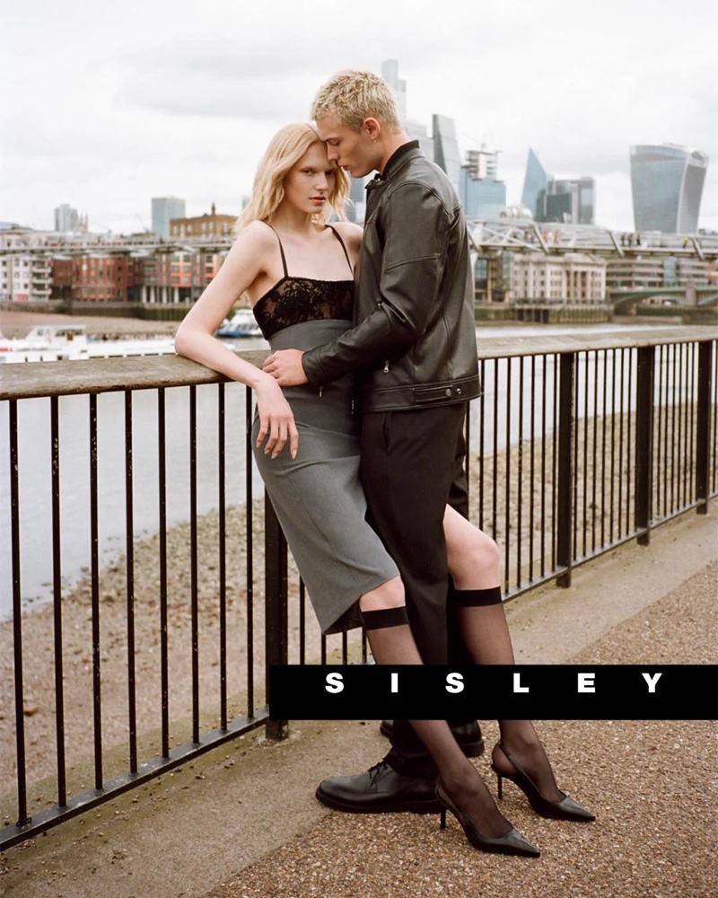 Alex Consani and João Knorr have a romantic moment in Sisley's fall-winter 2024 campaign.