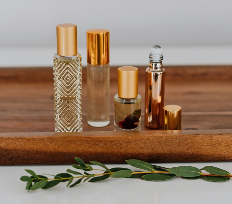 Arranging Pairing Perfume Scents