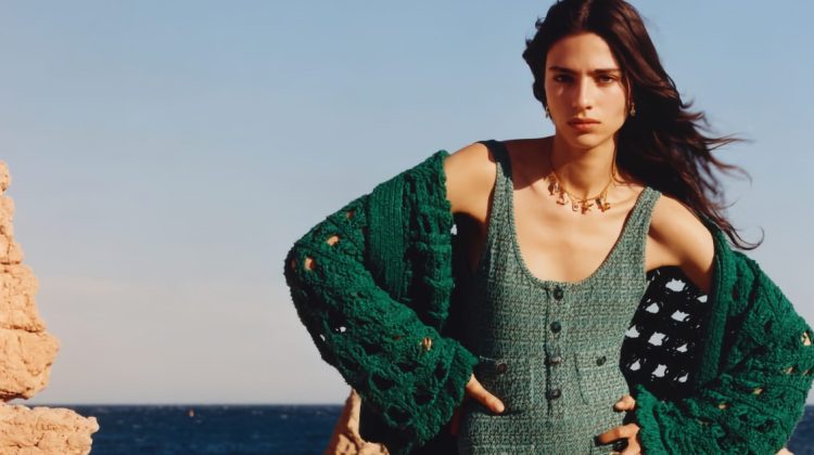 Chanel’s Cruise 2025 Campaign Escapes to the Sea